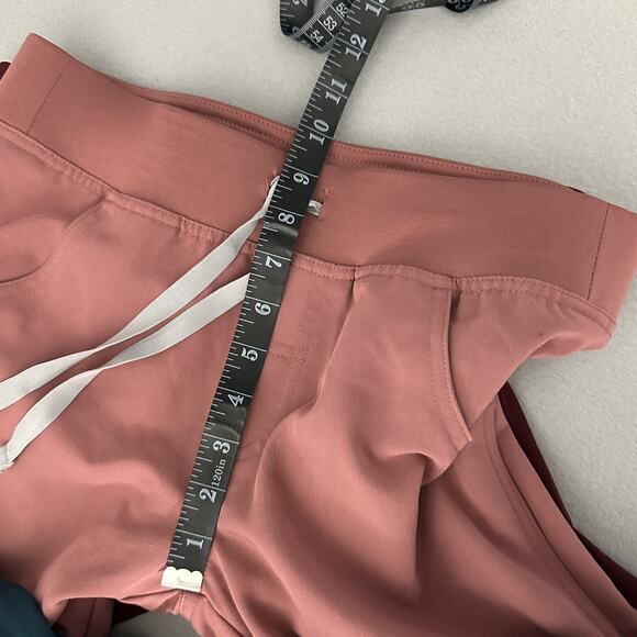 Lot Of 3 FIGS Kade Cargo Scrub Pants Women’s XSP Technical Collection GUC - Picture 12 of 16